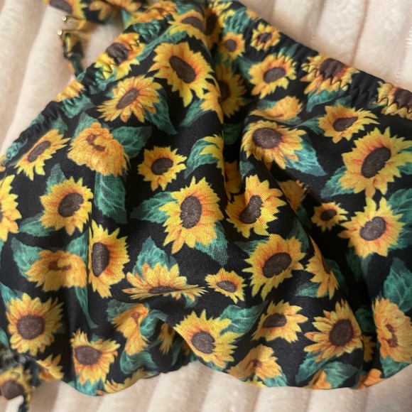 NWOT Heavy Manners Tie Front Top and High Waist Bikini - Picture 15 of 16